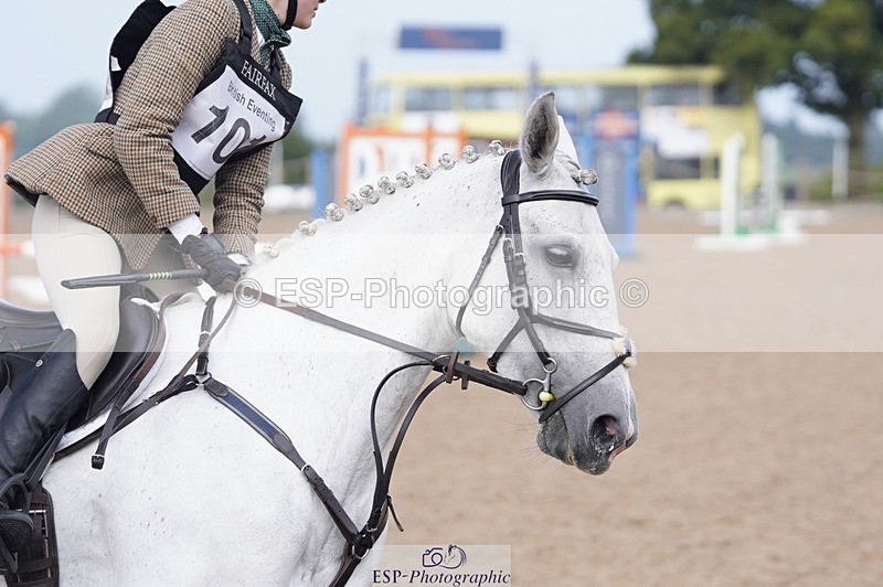 240831A-094446-00021 - 101-Issy.Perry-DATE.NIGHT