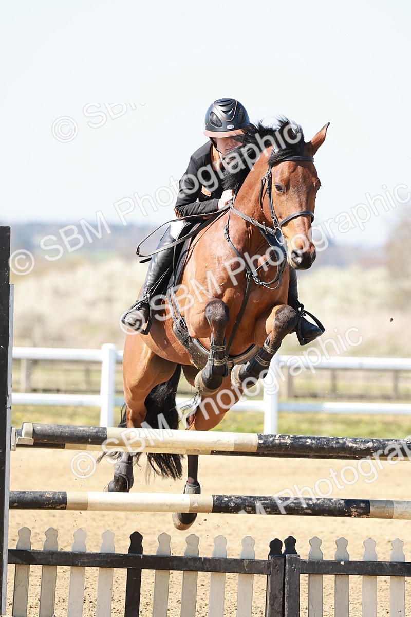 SBM_004300 - Class 17 - Senior Newcomers - 1.10m