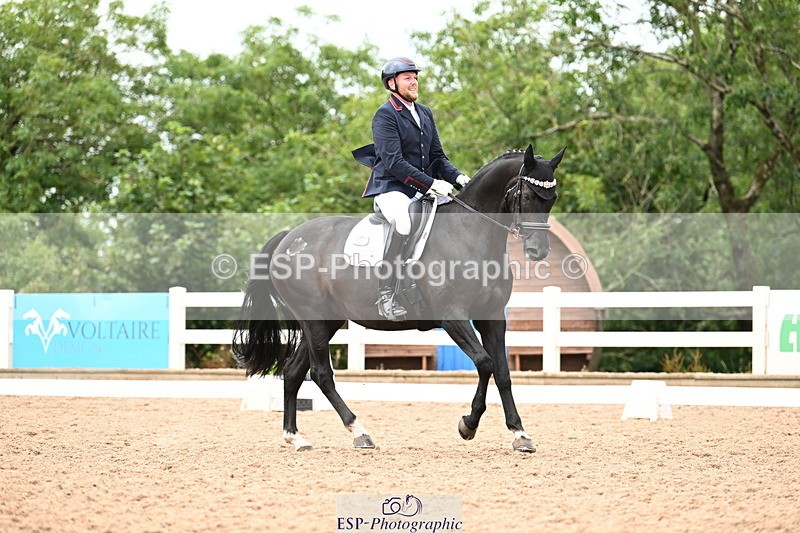240815A-145918-02139 - 171-Martyn.Humphrey-Isabeau.May