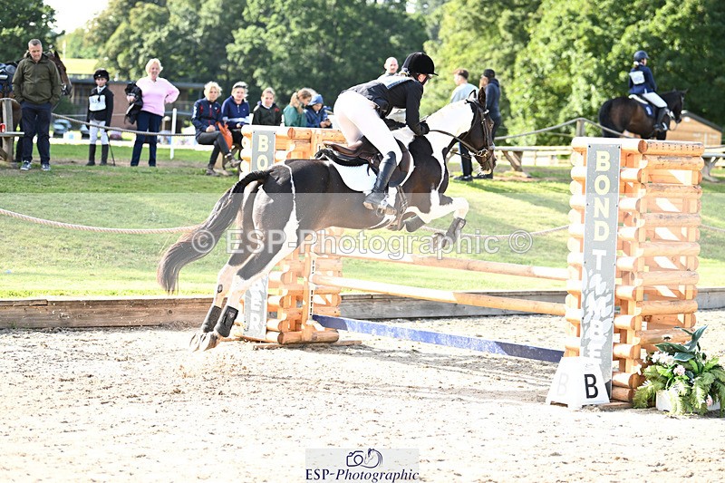 240824X-164835-30424 - 80cm Jump Off