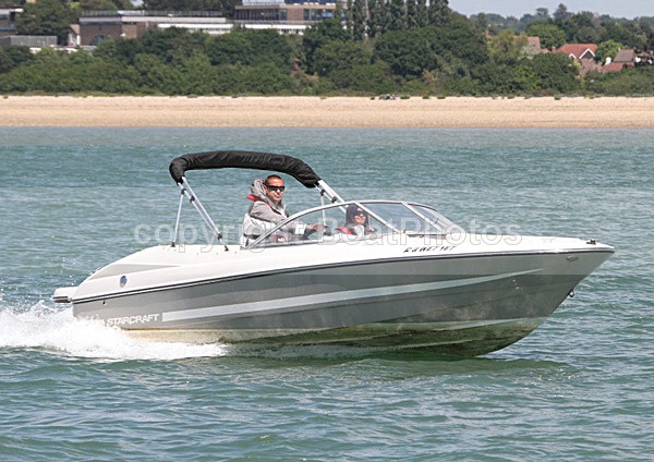 100620 R U WET YET IMG_3900 - Motorboats - Open