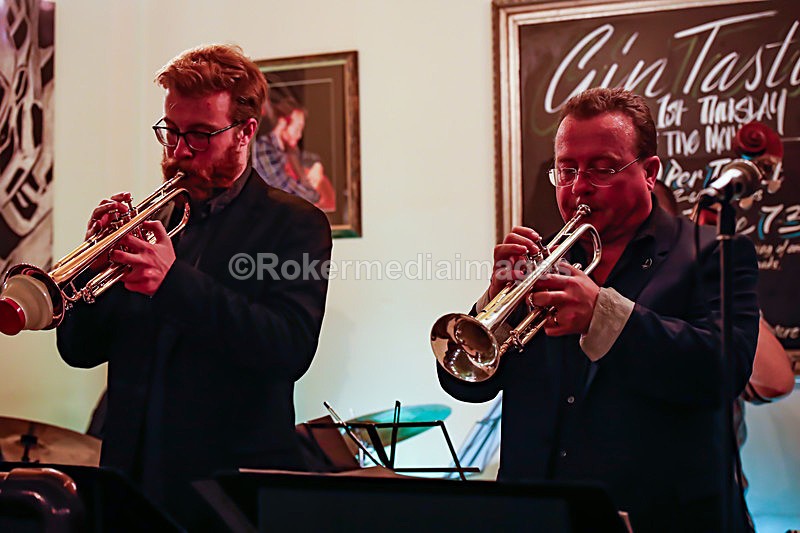  - TOM & SIMON GARDNER PLAY BROTHERS CANDOLI