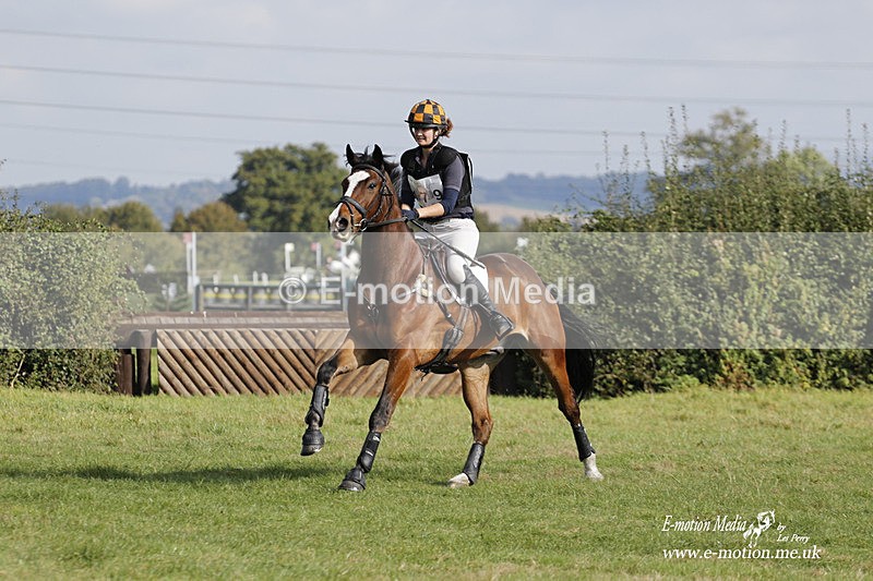  WWHT 171021 3187 - Intermediate (0.90m)  17/10/21