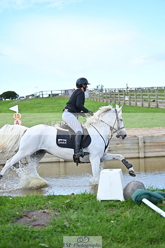 240912A-171344-02697 - Cls 7 Snr 90cm Open Speed Derby