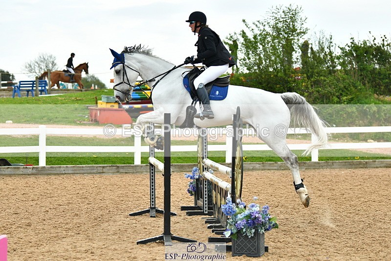 230504A-132615-01889 - Cls 4 95cm Amateur Quali