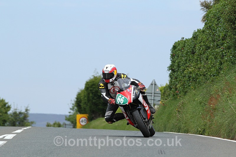 Paul Baleta - Bennetts.co.uk Lightweight TT
