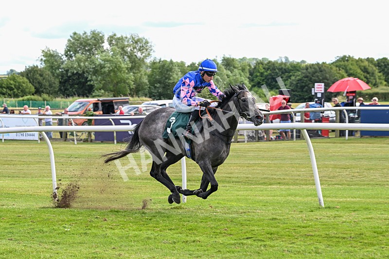 090725-Race 4-Invincible Ruby-3192 - Race 4