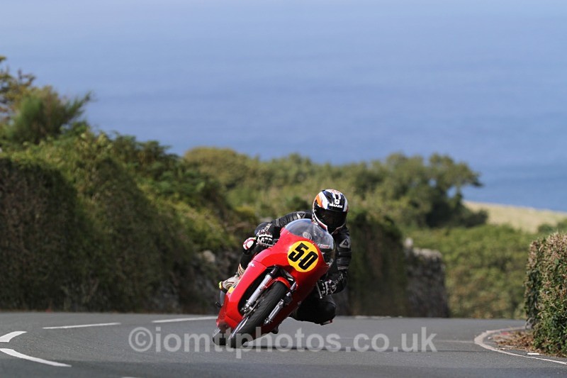 FOM_9735 - Bennetts 500cc Classic TT Race