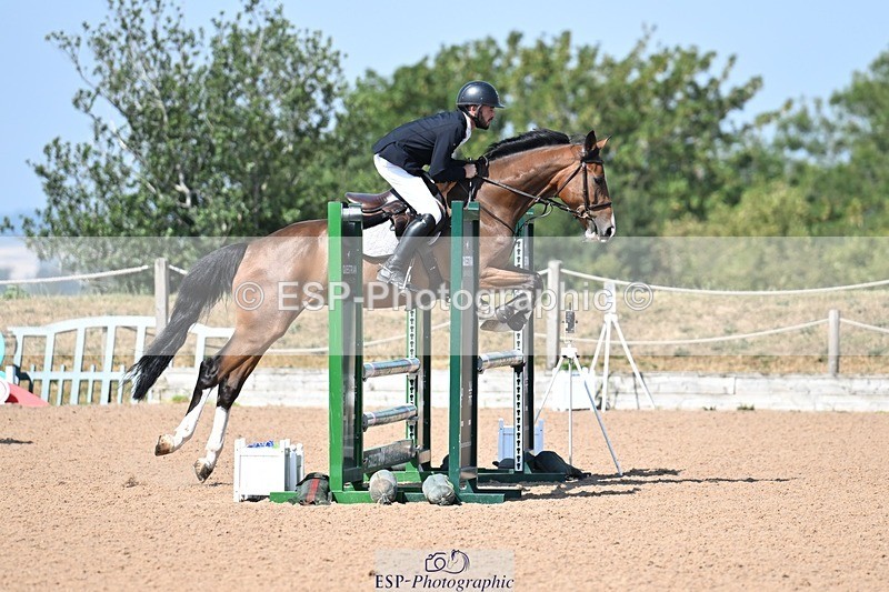 260722-103108-00172 - Cls 2 Brit Nov + 90cm Open