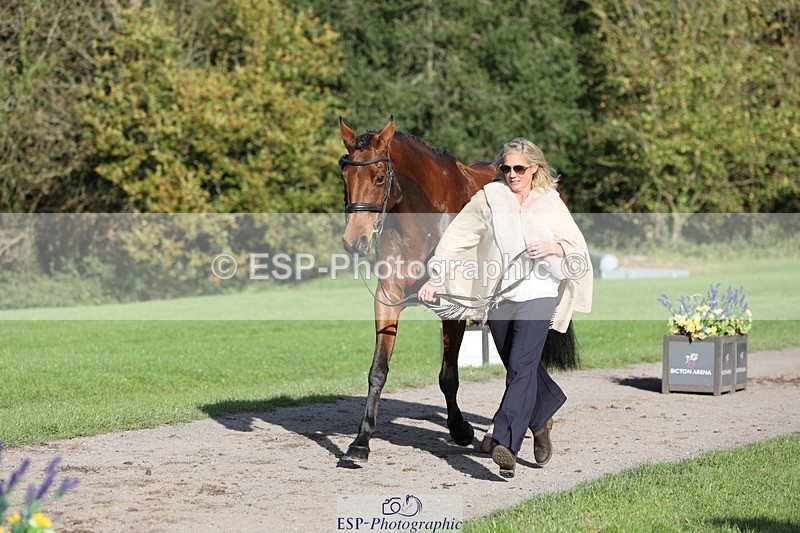 241027-100921-15717 - 447-Annastasia.Cross-KENNDALE