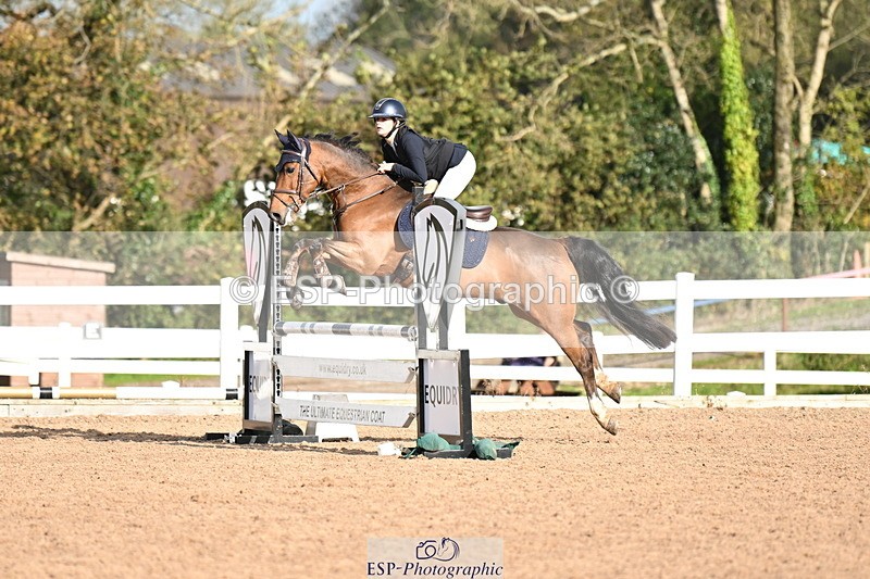 241026A-115821-00841 - SAT Cls 8 Pony Discovery and 90cm Open