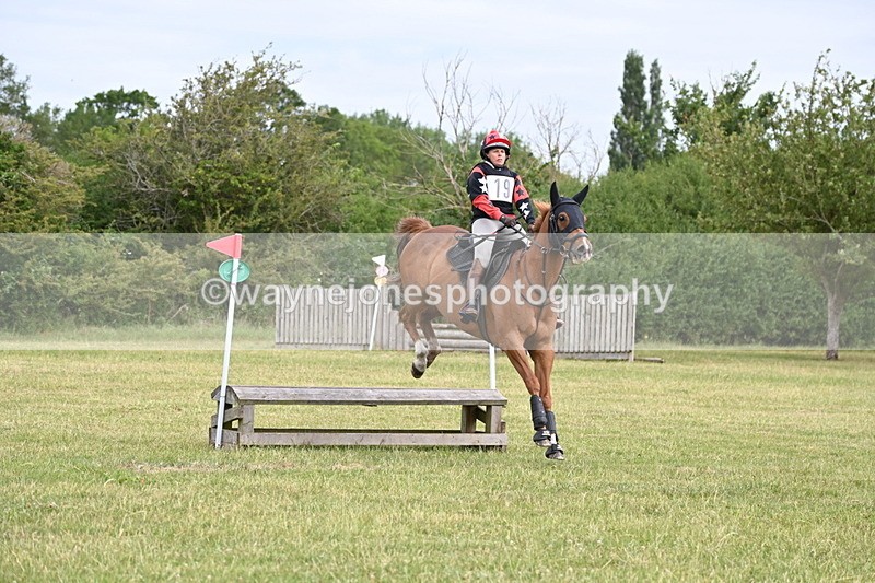 WJ6_6651 - 60cm XC Time 10:17 to 10:49