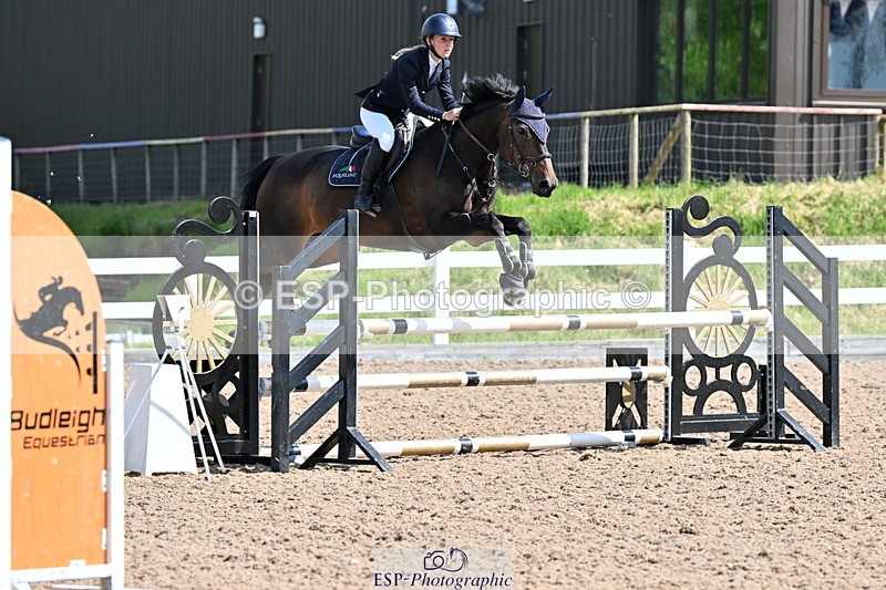 240605A-102657-00062 - Cls 1 British Novice and 90cm Open