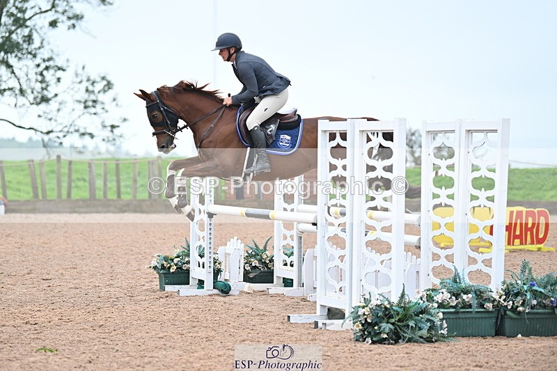 231013A-102227-01174 - Cls 7 Discovery & 1m Open