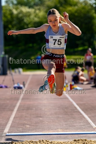 West25Sat-918996 - Field Female