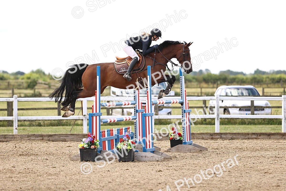 SBM_003542 - Class 22 - Senior Foxhunter 1.20m