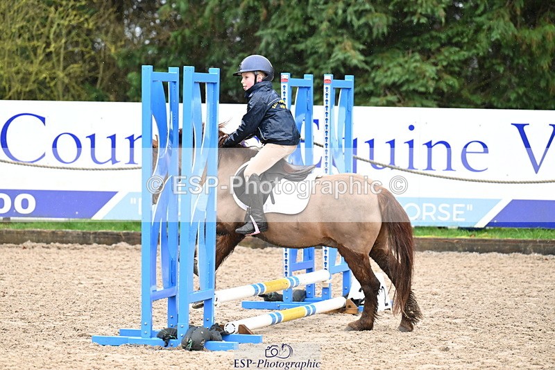 260222A-101506-00343 - 40cm Unassisted