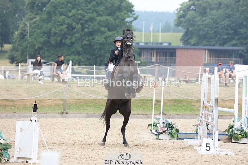 230618-102905-10146 - Cls 19 Pony Intro 1m