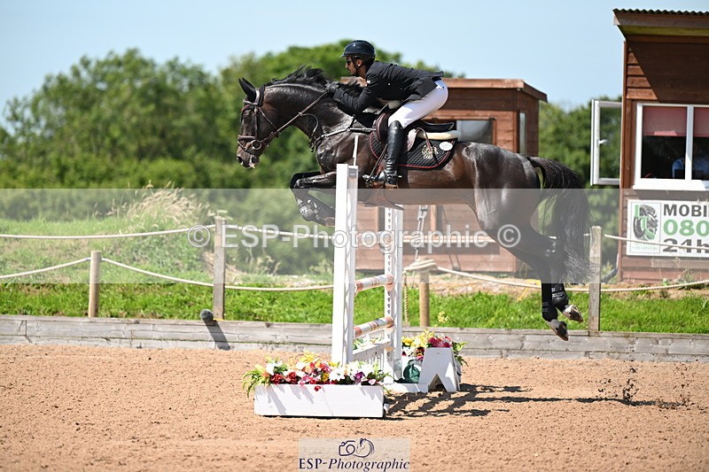 240718A-121708-05023 - Cls 1, 3 Star Small Tour 1.35m