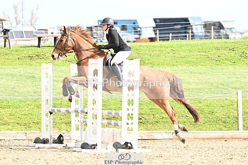 250416-101436-00250 - Cls 1 British Novice and 90cm