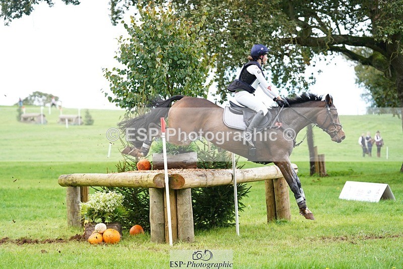 231020-121308-08909 - 044-COOLEY.ON.THE.CARDS-Charlotte.Cooke-XC
