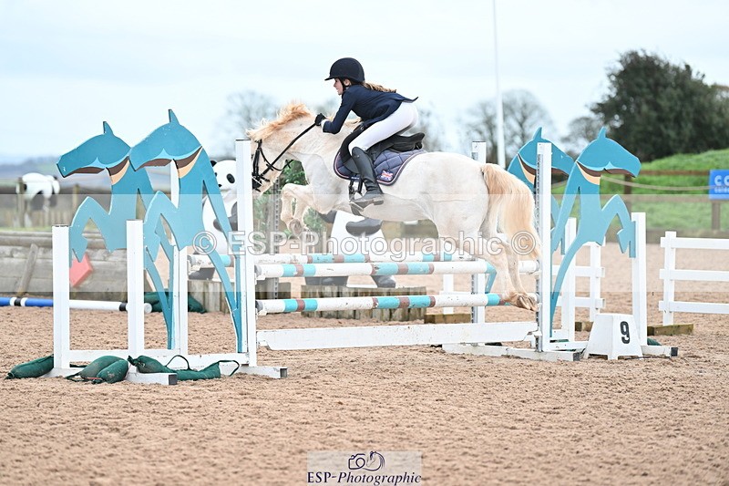 231203A-111018-00746 - Cls 16+17 Club and Schools 80cm