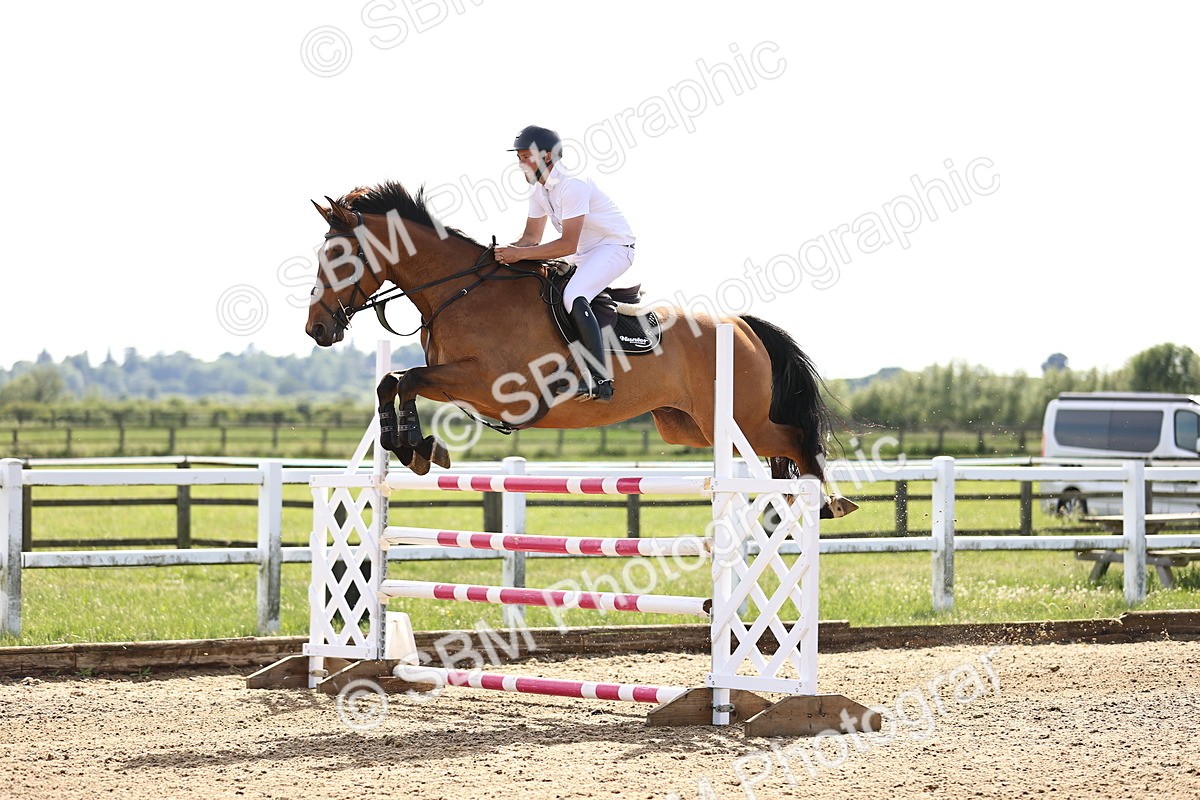 SBM_002939 - Class 5 - Senior Foxhunter - 1.20m