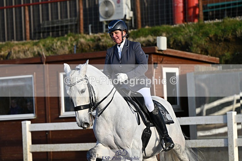 241214-135121-02612 - 102-PAULA.LEE-Deseado.Santo