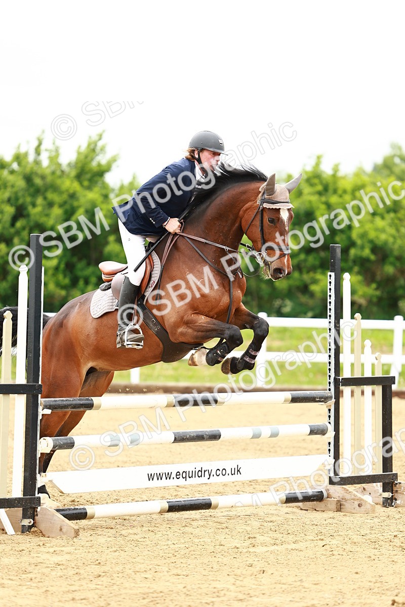 SBM_000253 - Class 2 - Senior British Novice - 90cm