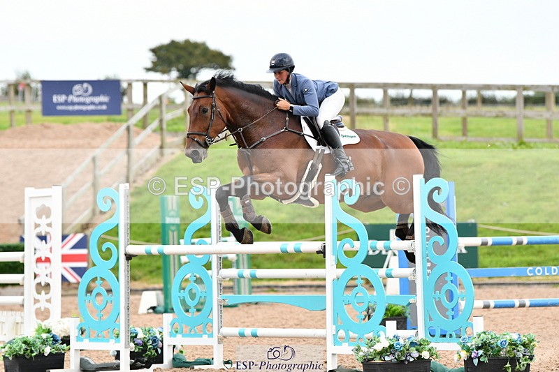 240915A-165803-11166 - Cls 30 Snr Foxhunter