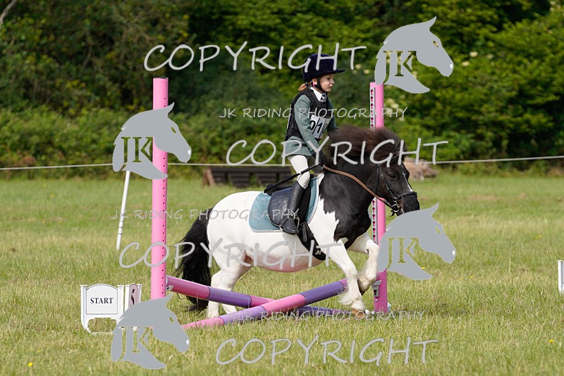 _DSC4357 - CLASS 5 CROSS POLES RING 2