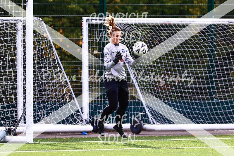 1DX31004 - 2025-10-05 FC Abbey Meads Ladies V Purton  Kingsdown FC Ladies
