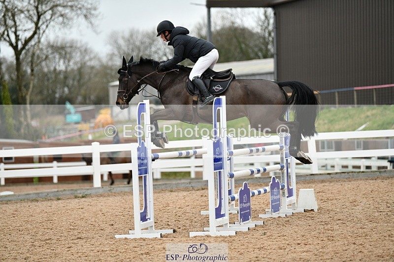 240112A-122226-00700 - Cls 5 Newcomers and 1.10m Open