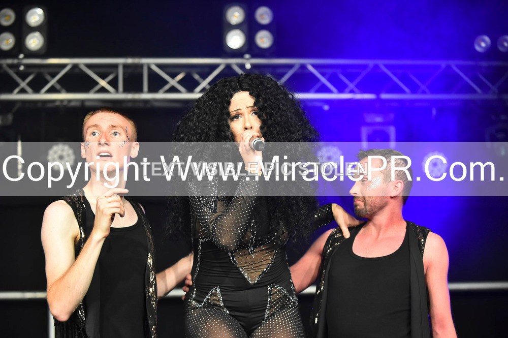 SH4_6909 - The Cher Experience