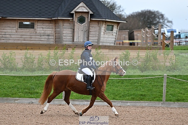 241215-100118-00144 - 70cm