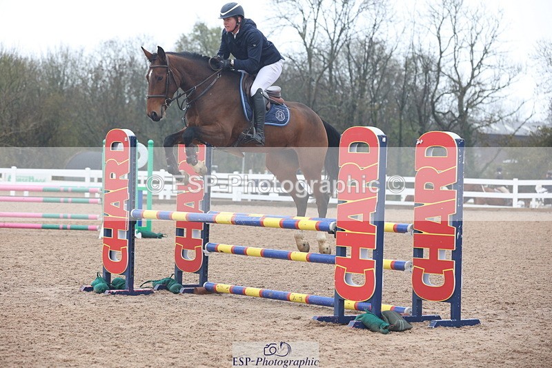 231112A-101114-03241 - Cls 17 Blue Chip Novice Winter Qualifier