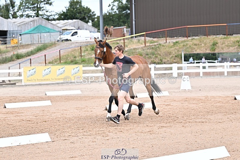 250716-135046-00691 - Trot Up 1.30 to 2.30