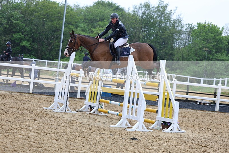 3E7A7478 - Class 8: Senior Foxhunter/1.20 open