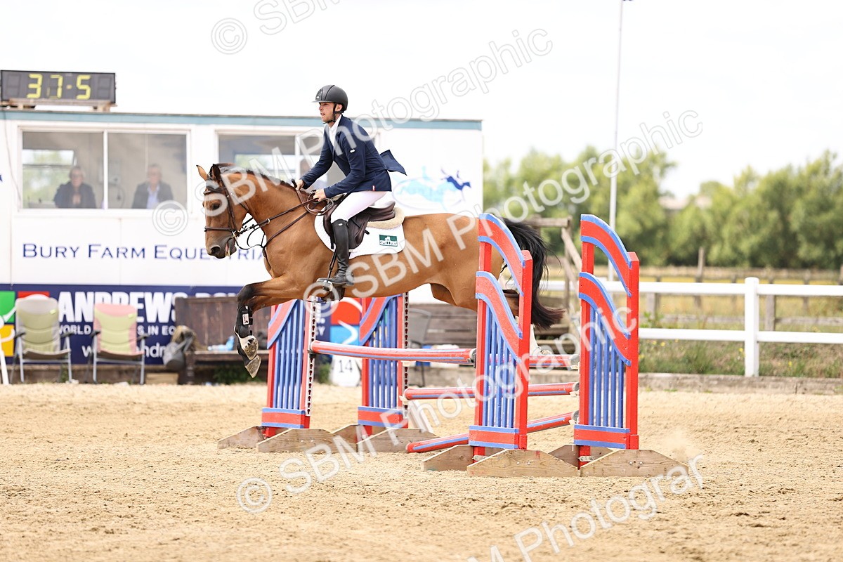 SBM_004131 - Class 3 -  Senior British Novice - 90m Open