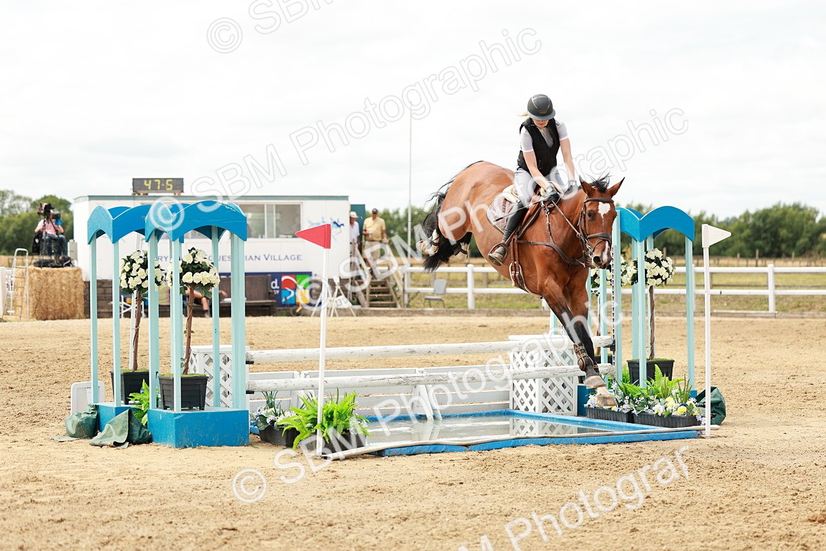 SBM_018858 - Class 21 - Senior Newcomers Championship 2d Rd