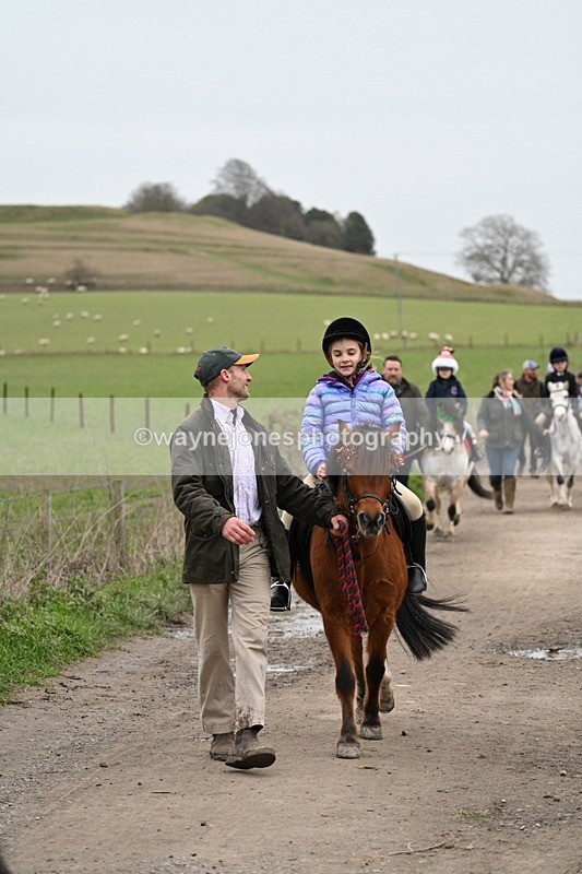 WJ7_1313 - Walk Home