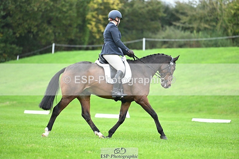 241024-093633-02810 - 402-Ella.Matravers-BALLYMITTY.MAC