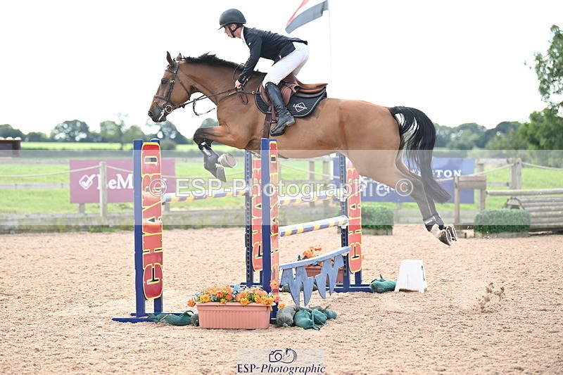 240913A-135358-04589 - Cls 16 Snr 1.20m Open