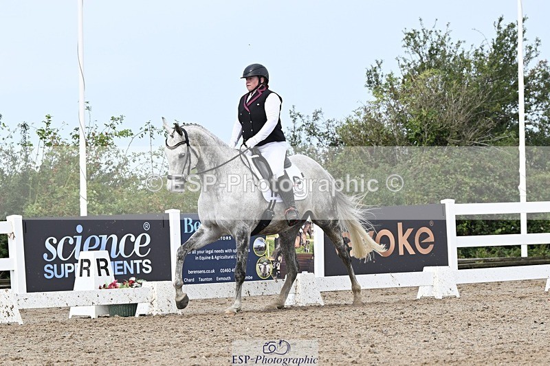 250907-131157-09843 - 071-Emma.ChapmanRoyal.Achiever