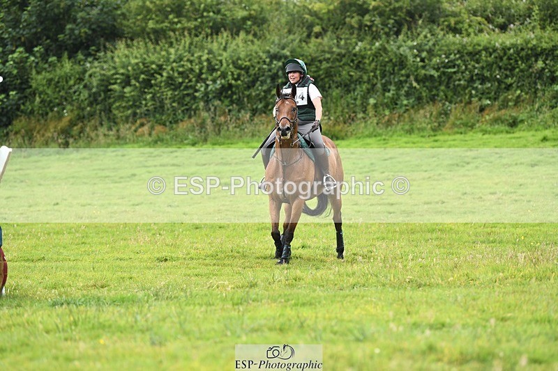 240630-152929-02571 - 704-Juliette_Huckstep-Olly_Murs