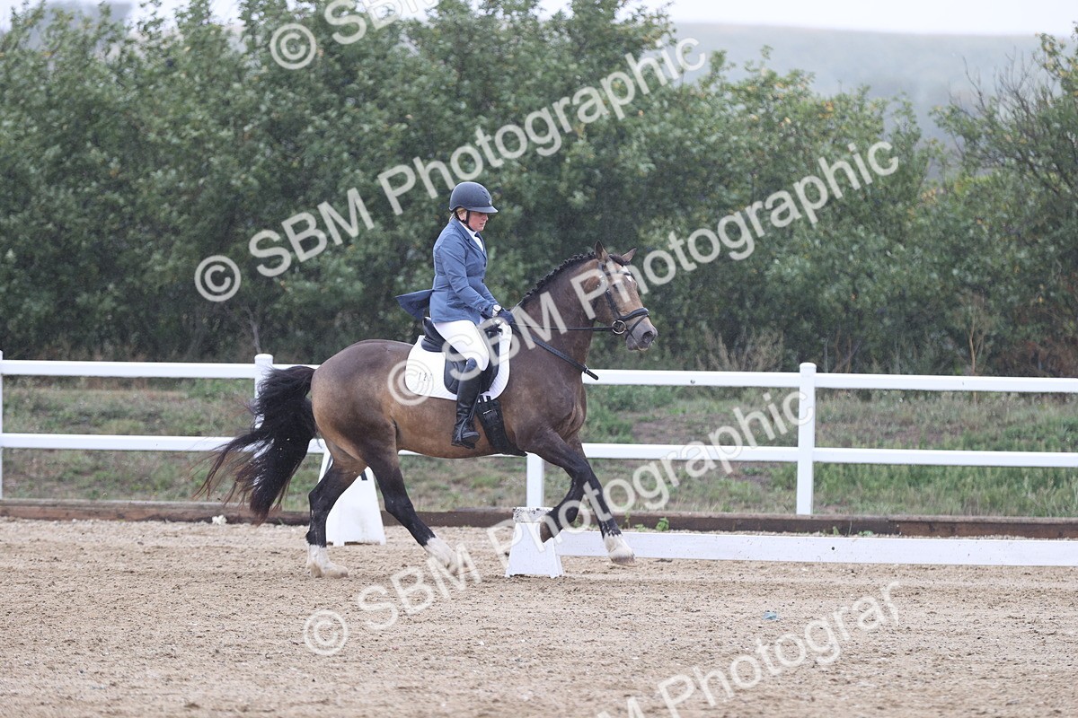 SBM_004425 - Class 9 - Novice 3 Champs