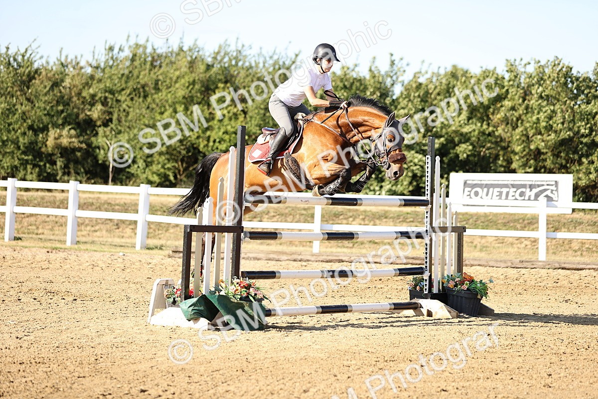 SBM_015916 - Class 18 - Senior 1.35m Open