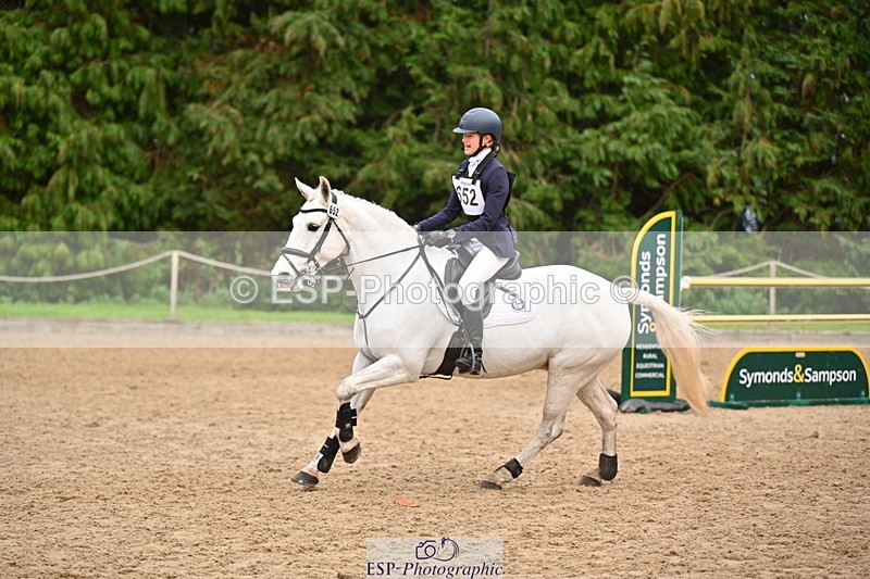 251026A-170634-26948 - H-652-Amelie.Perceval