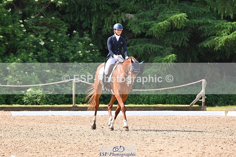 250523A-101727-05886 - C-261-Danielle.Dunn-ICI.DOR.DE.DONNA.CADANZA.Z