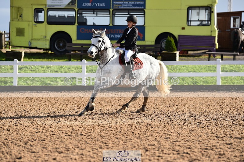 231029A-104846-02811 - Pony Discovery & 90cm Open